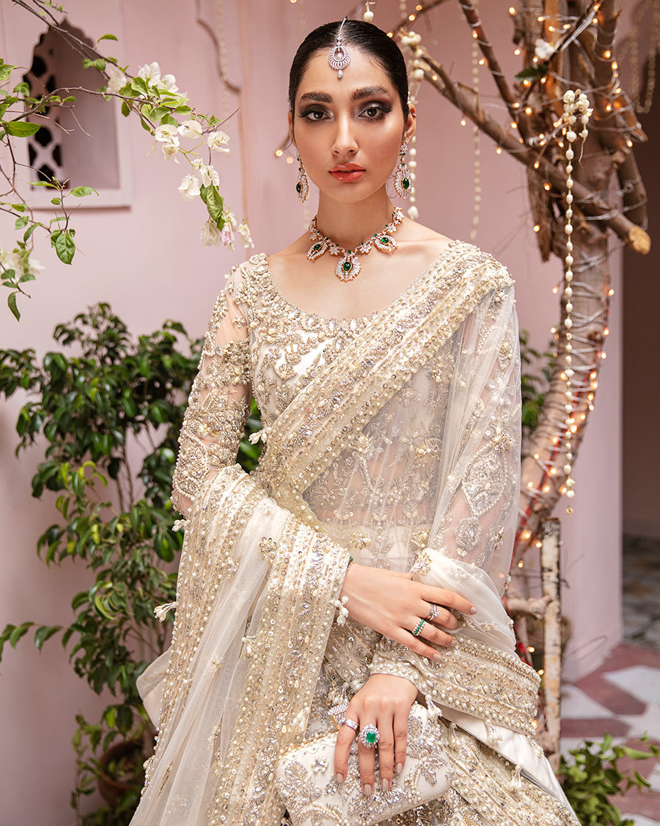 Zareena B-16 Mehernaaz Bridal Couture Collection 2021