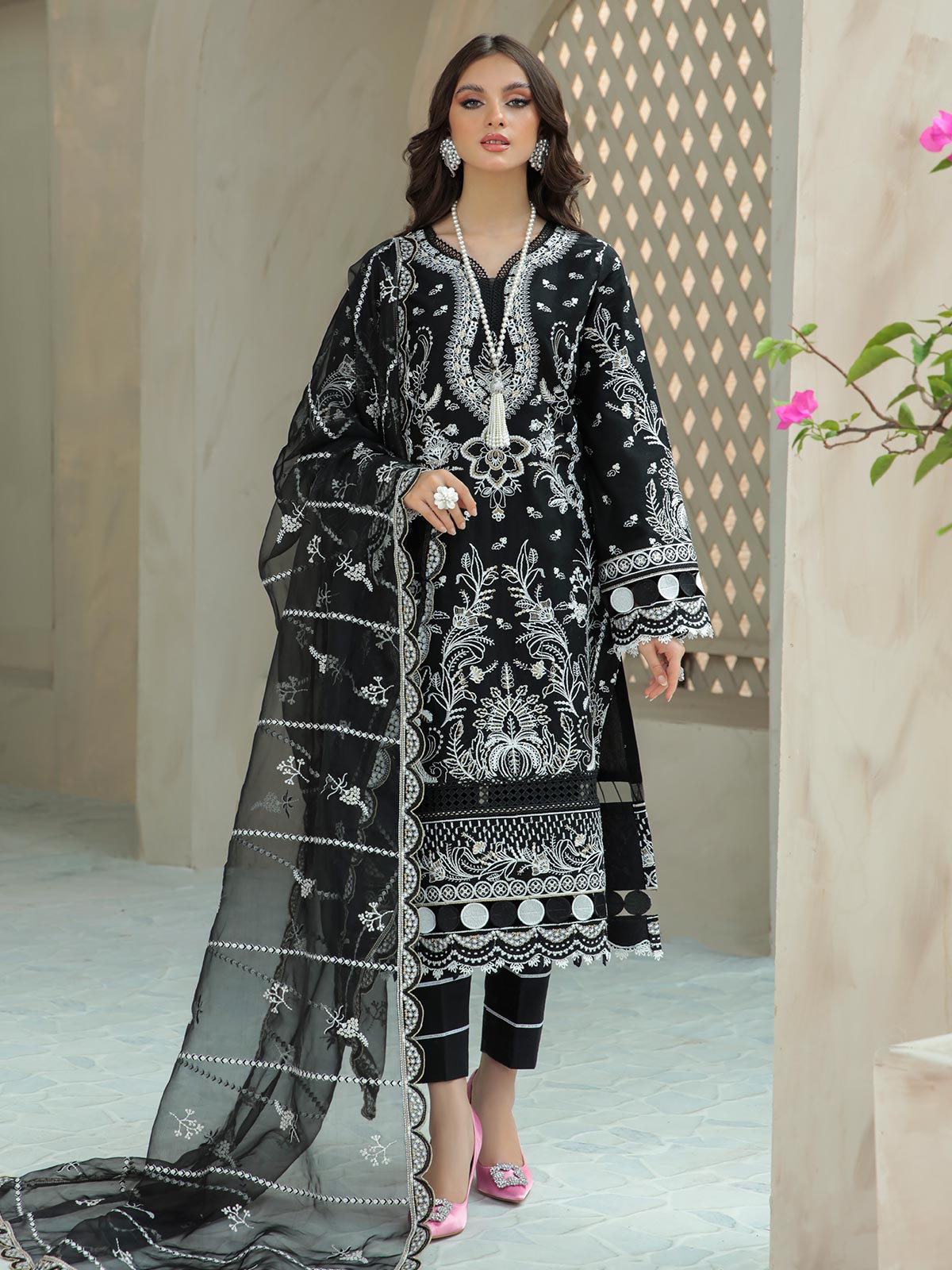 Hana GL-EP-2022-05 Embroidered Pret by Gulaal