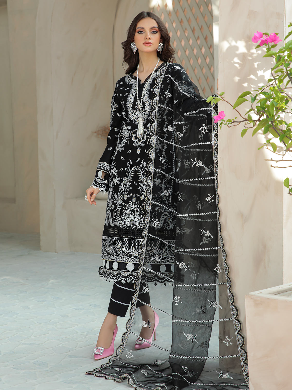 Hana GL-EP-2022-05 Embroidered Pret by Gulaal