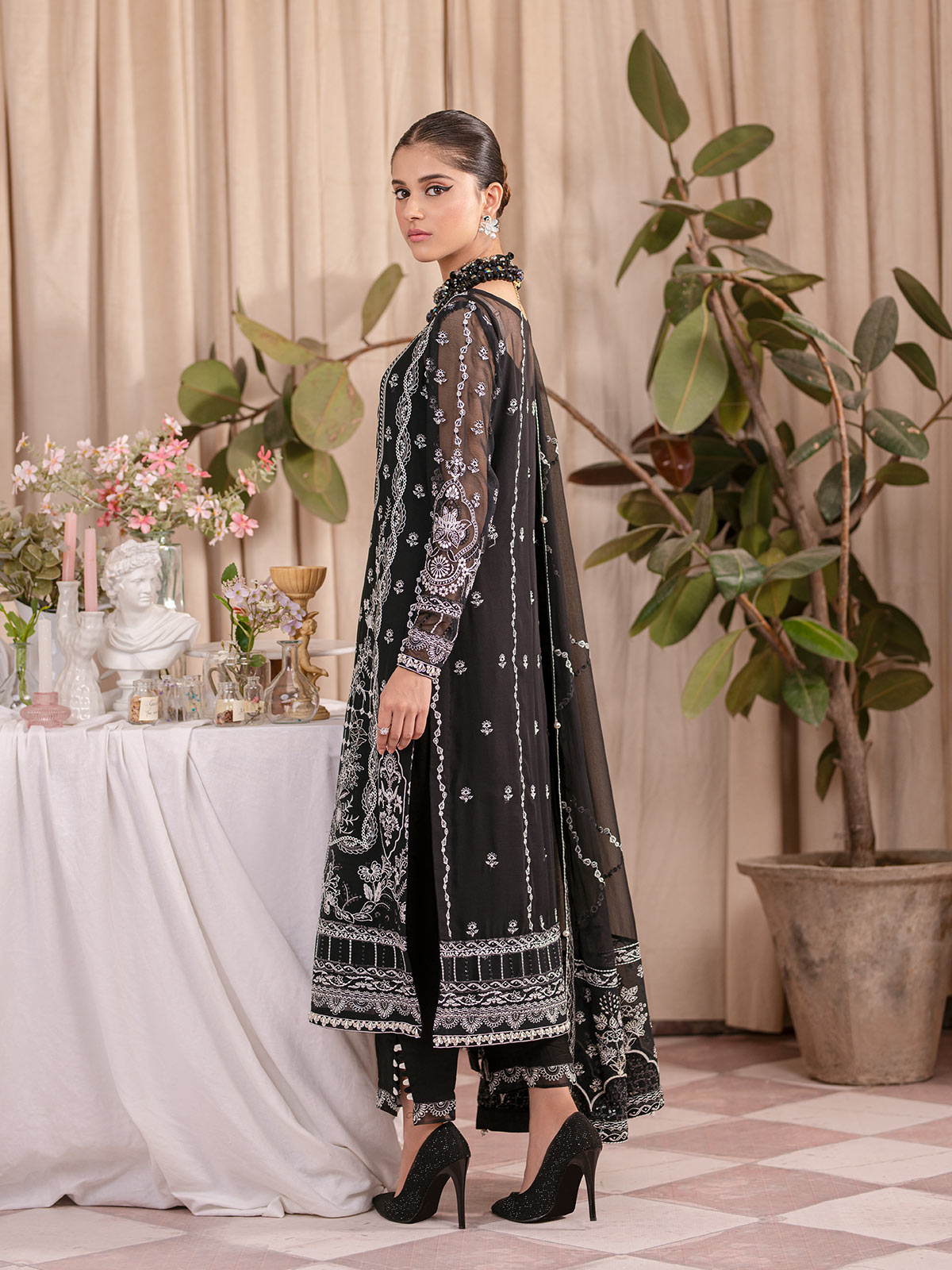 Mahjabeen UC-01 Embroidered Chiffon 2023 by Gulaal